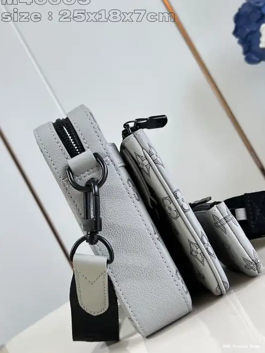 AAA Replica Ru TRIO MESSENGER VUITTON LOUIS 0530